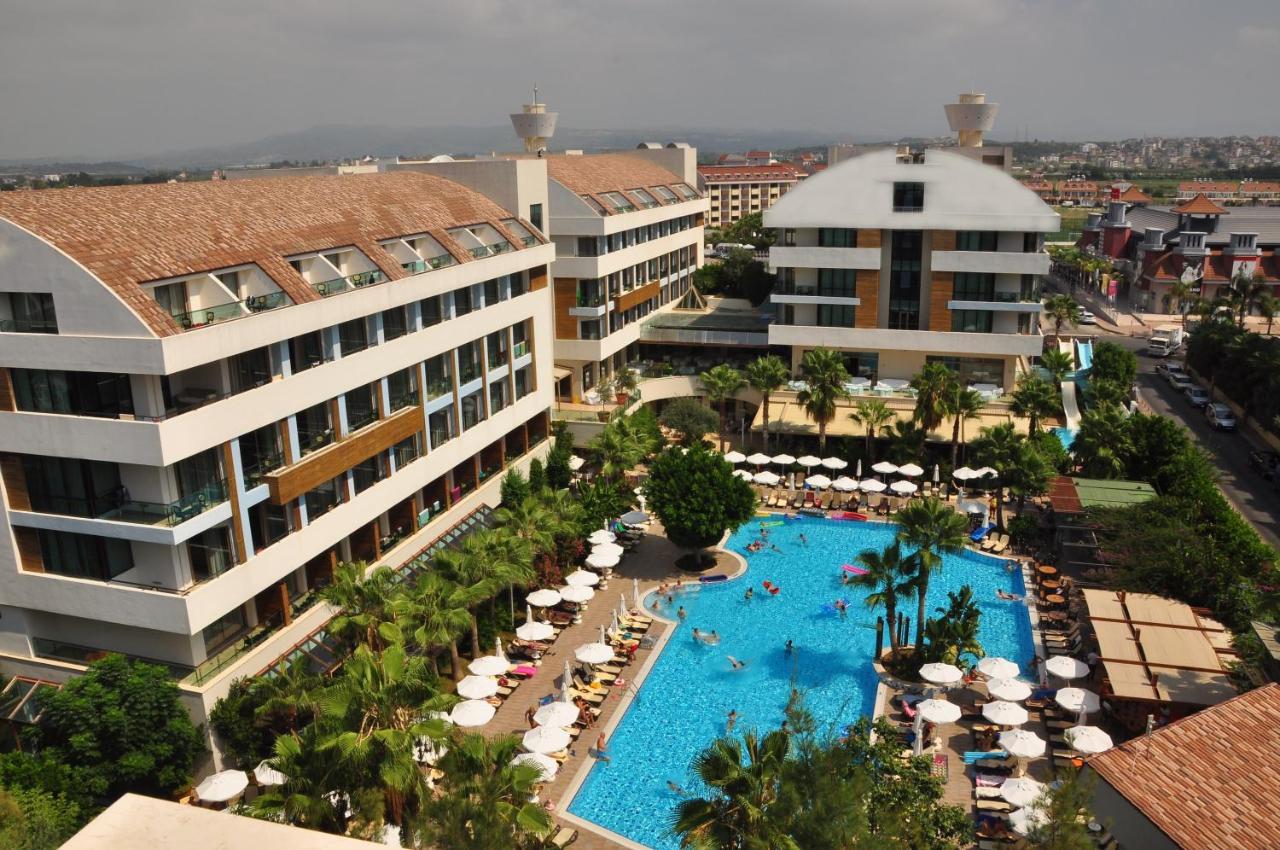 Port Complex 5*